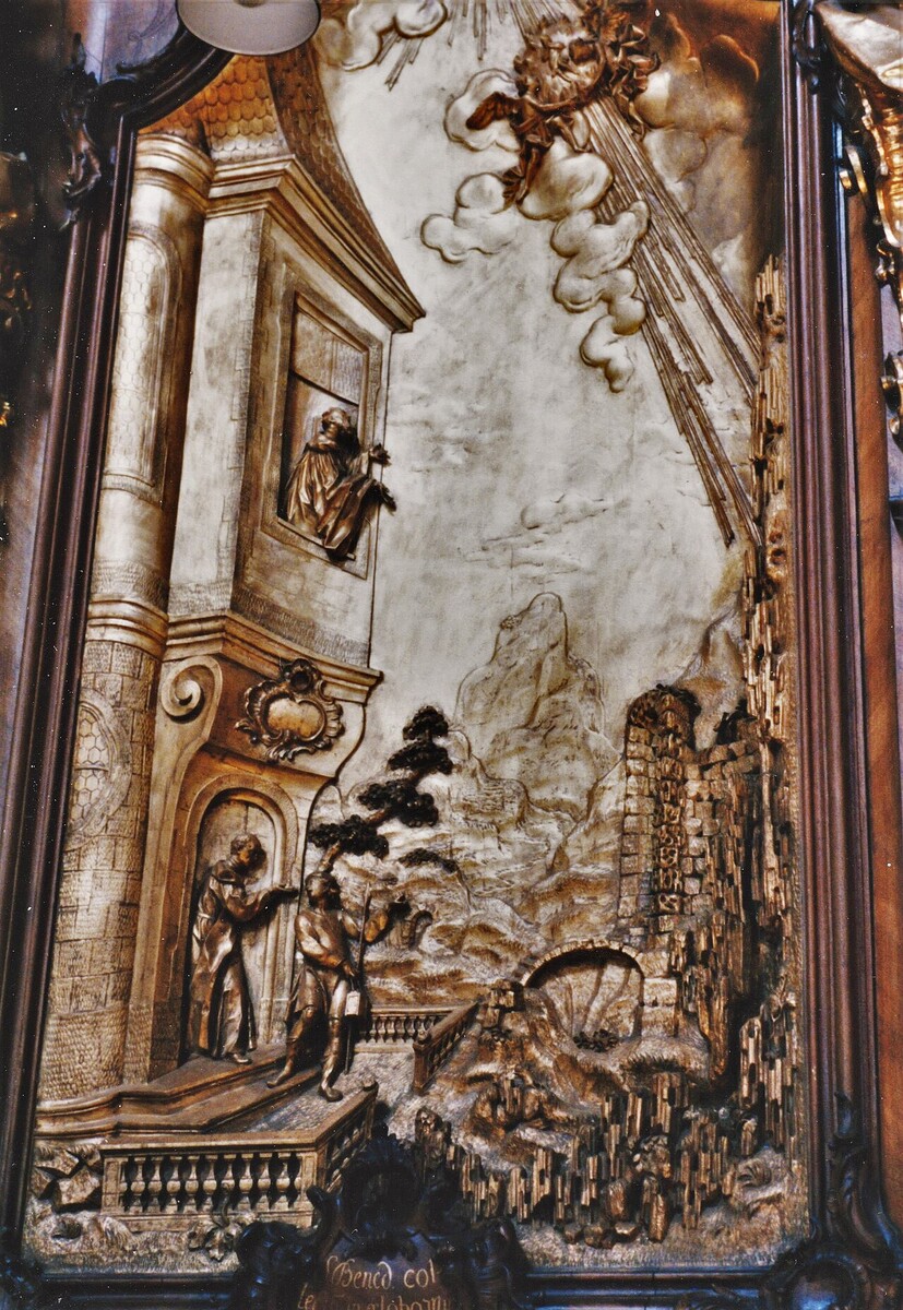 Relieve de madera con la visión de san Benito sobre el ascenso del alma de san Germán de Capua entre ángeles.