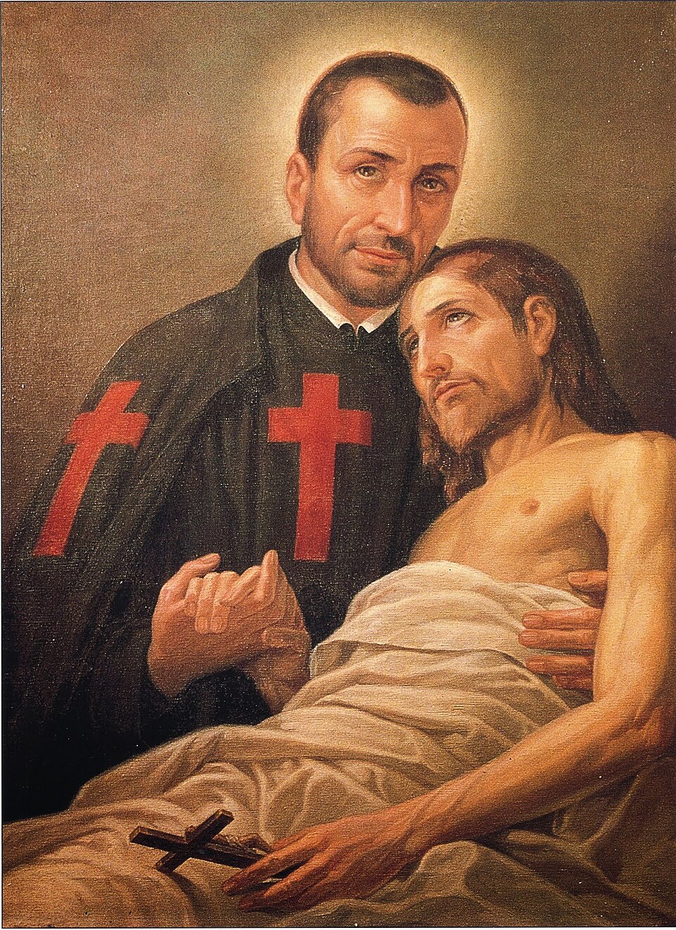 Pintura de san Camilo de Lelis con hábito negro de cruces rojas, sosteniendo a un enfermo con crucifijo