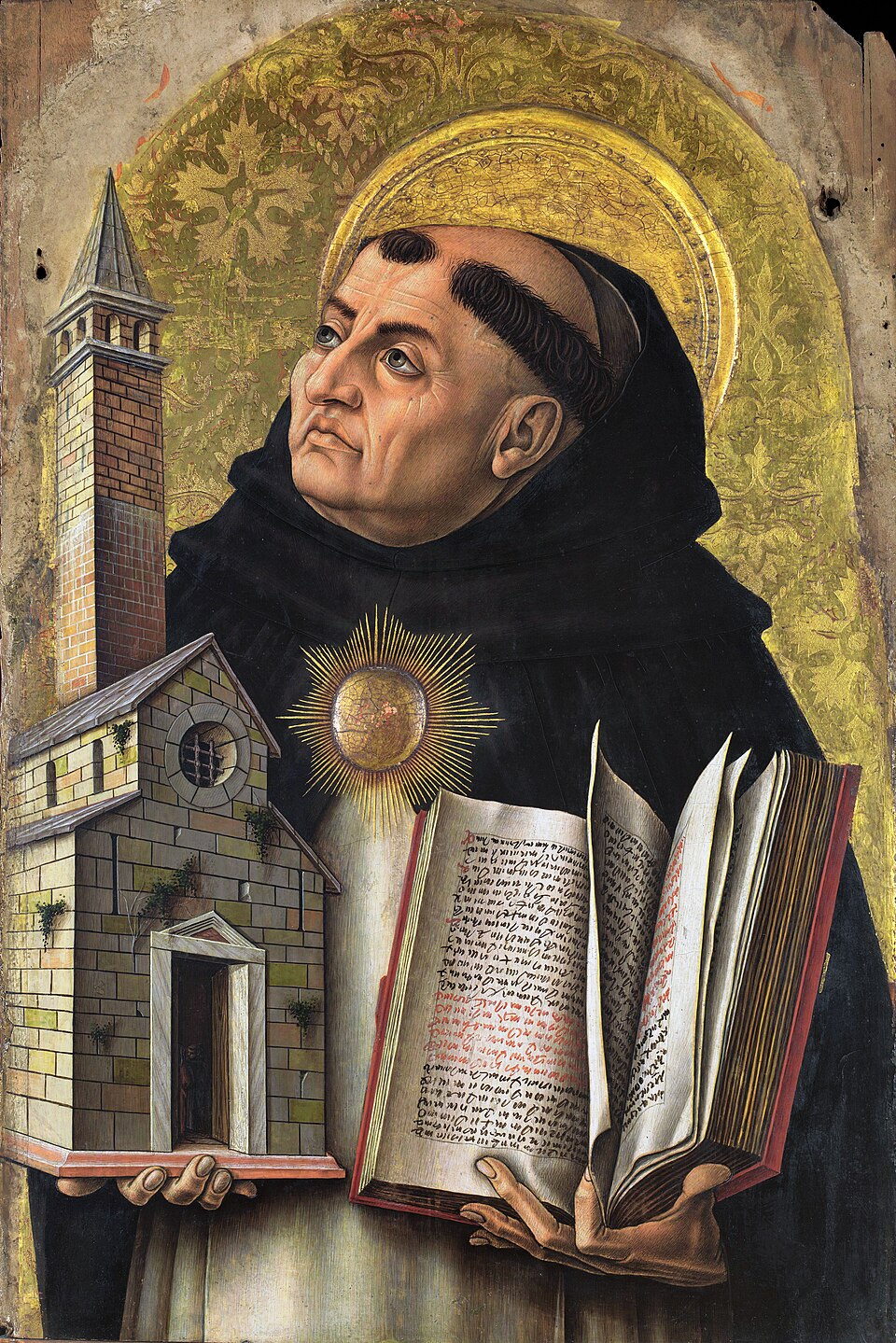 Pintura de santo Tomás de Aquino con hábito dominico, sol en el pecho, una iglesia y un libro abierto